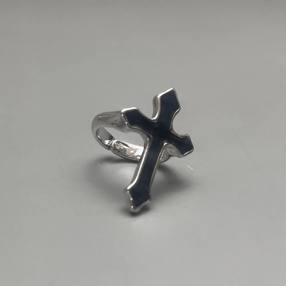 Y2k grunge simple silver and